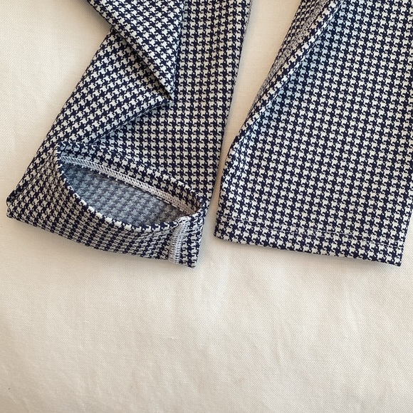 Spanx Houndstooth Booty Boost Leggings - Picture 8 of 9